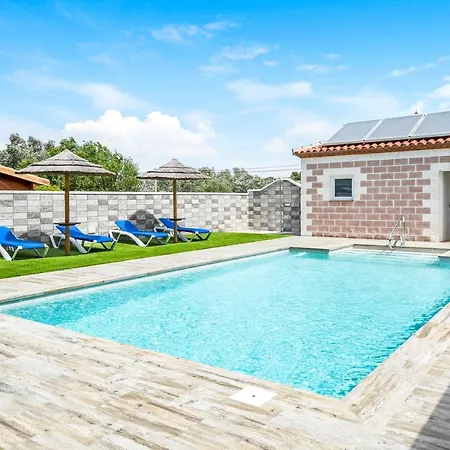 Casa Torre De Meca 1 Shared Pool Holiday home